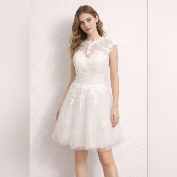 Stacees Dresses & Skirts - Elegant White Lace Wedding Dress